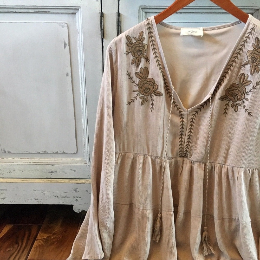 SOLD OUT! Embroidered Long Sleeve Boho Tunic Dress - Picture 4 of 8